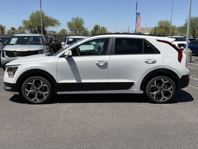 2026 Kia Niro — interior view