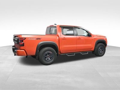 2025 Nissan Frontier — detail view