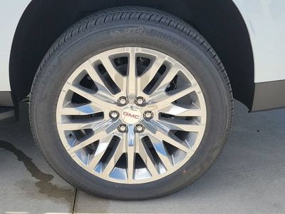 2026 GMC Yukon XL — detail view