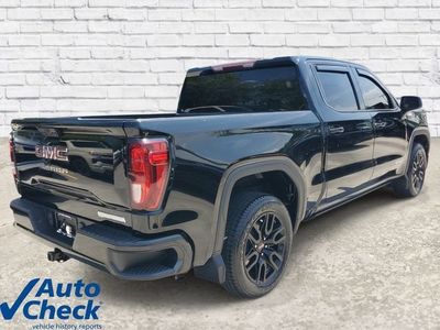 2023 GMC Sierra 1500 — interior view