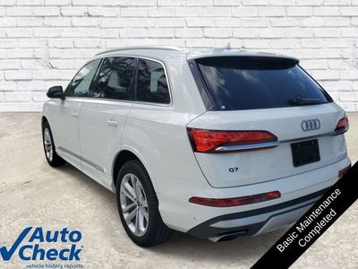 2025 Audi Q7 — side profile view