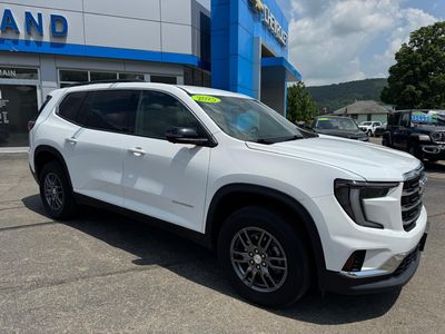 2025 GMC Acadia — rear three-quarter view