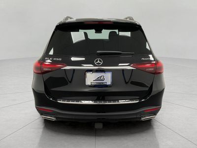 2026 Mercedes-Benz GLE — detail view