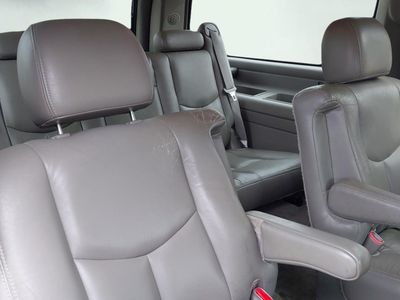 2004 Chevrolet Suburban — rear three-quarter view