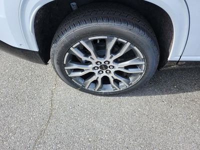 2026 GMC Acadia — detail view