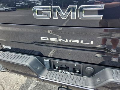 2023 GMC Sierra 1500 — interior view