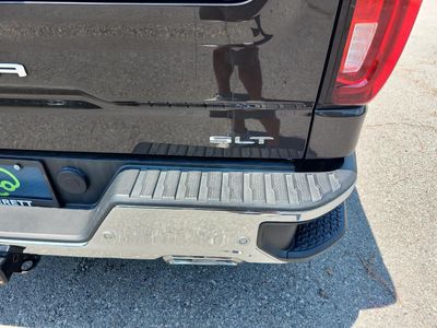 2021 GMC Sierra 1500 — detail view