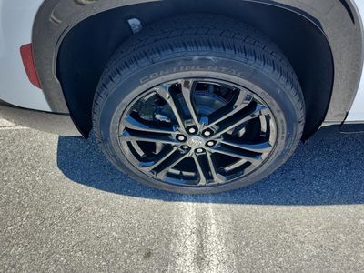 2026 Buick Enclave — detail view