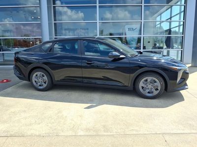 2026 Kia K4 — side profile view