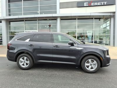 2026 Kia Sorento — side profile view