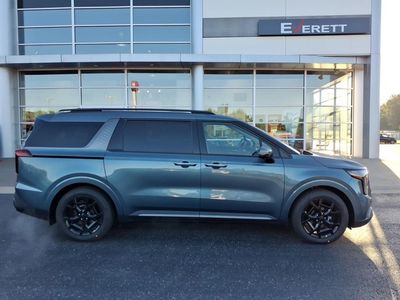 2026 Kia Carnival — side profile view