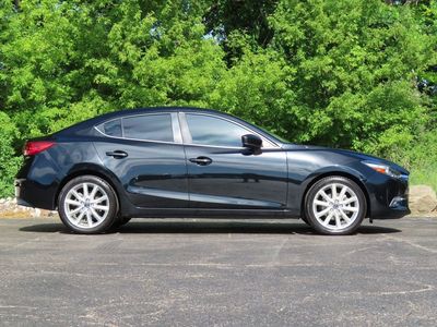 2017 Mazda Mazda3 — side profile view