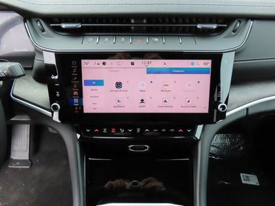 2026 Jeep Grand Cherokee — detail view