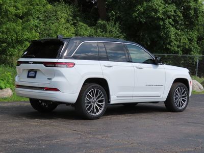 2026 Jeep Grand Cherokee — rear three-quarter view