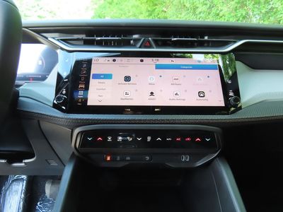 2026 Jeep Cherokee — detail view