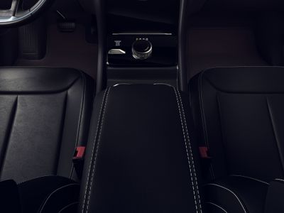2026 Jeep Grand Cherokee — interior view