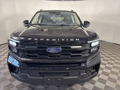 2025 Ford Expedition — side profile view