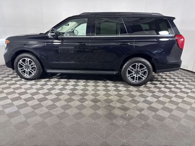 2025 Ford Expedition — detail view