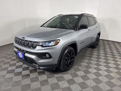 2022 Jeep Compass — detail view