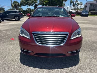 2013 Chrysler 200 — side profile view