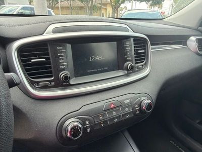 2020 Kia Sorento — detail view