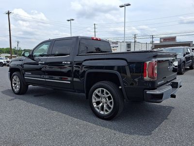 2018 GMC Sierra 1500 — interior view