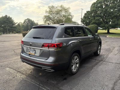 2022 Volkswagen Atlas — detail view