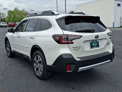 2022 Subaru Outback — detail view