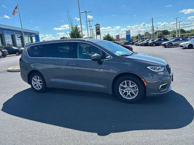 2023 Chrysler Pacifica — rear three-quarter view