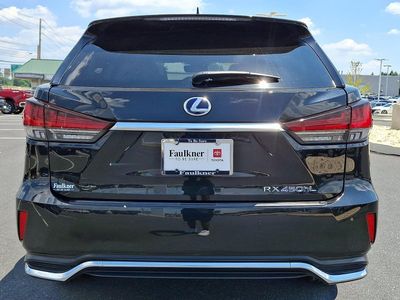 2022 Lexus RX 450h — detail view