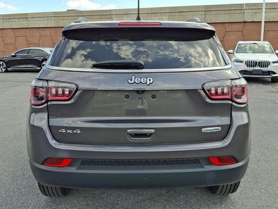 2022 Jeep Compass — detail view