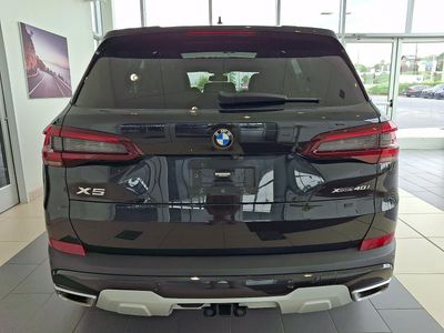 2023 BMW X5 xDrive40i — detail view