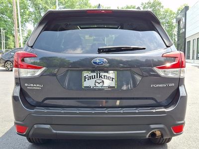 2019 Subaru Forester — detail view