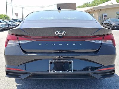 2023 Hyundai ELANTRA — detail view