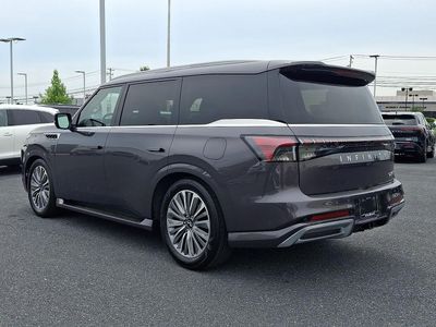 2025 INFINITI QX80 — interior view