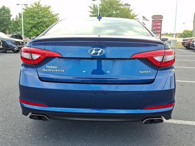 2017 Hyundai SONATA — detail view