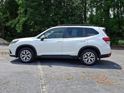 2023 Subaru Forester — detail view