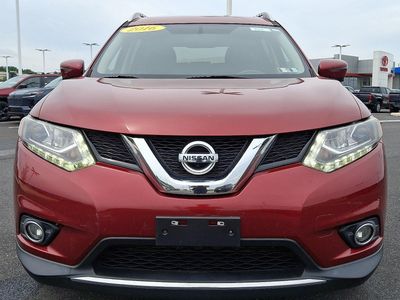 2016 Nissan Rogue — side profile view