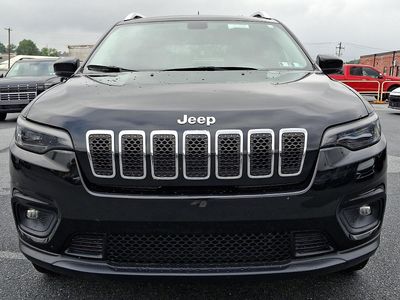 2019 Jeep Cherokee — side profile view