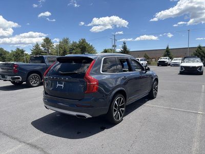 2020 Volvo XC90 — detail view