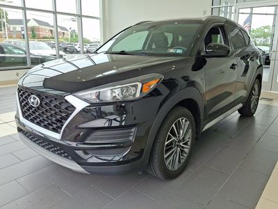 2020 Hyundai TUCSON — rear three-quarter view