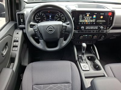 2026 Nissan Frontier — detail view
