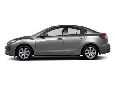 2013 Mazda Mazda3 — detail view