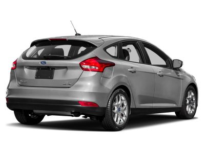 2015 Ford Focus — rear three-quarter view