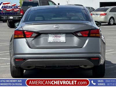 2025 Nissan Altima — detail view