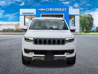 2022 Jeep Wagoneer — side profile view