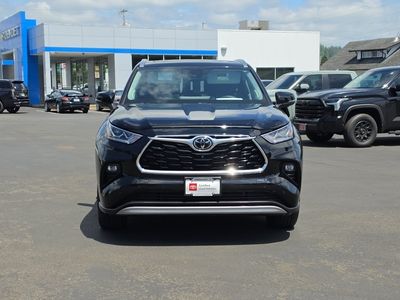 2024 Toyota Highlander — rear three-quarter view