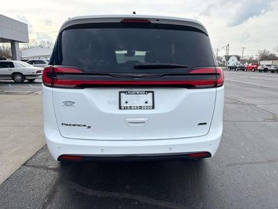 2023 Chrysler Pacifica — rear three-quarter view