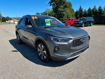 2025 Ford Escape — detail view
