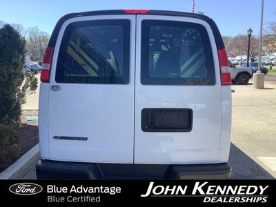 2021 Chevrolet Express 2500 — detail view